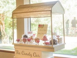 The Candy Car (Ana y Adri)